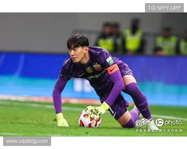 阿切尔比展现对抗优势，帮助球队在赛事中稳健表现，取得关键胜利